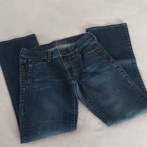 2010 Old Navy The Flirt Zip Pocket Boot Cut Jeans